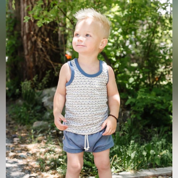 Childhoods Clothing Waves on Sand Set - Picture 2 of 7